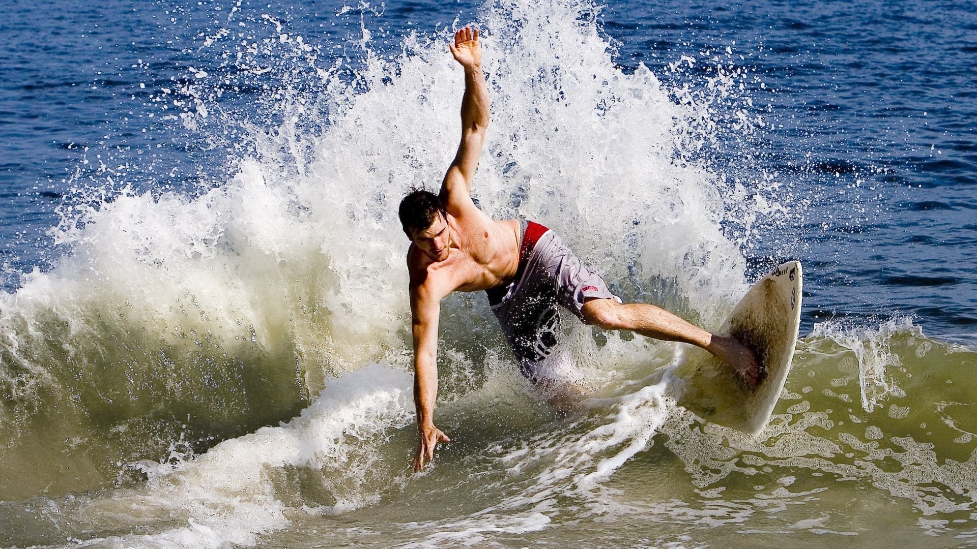 伊朗队在巴黎奥运会比赛中多次通过二次进攻得分，伊朗奥运会拿过金牌吗
